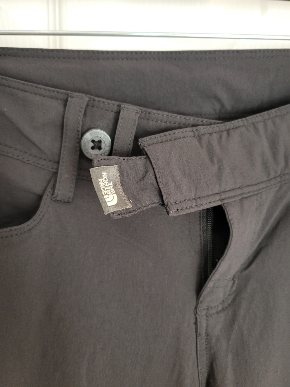 The North Face Roll Up Hiking Pants Women's Size S Dark Gray Cargo Outdoor - Picture 3 of 9